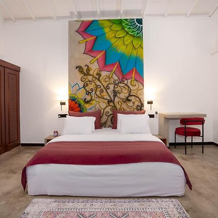 Hasthri Boutique Red Chalet In Ahangama With Pool Near Beach Luaran gambar