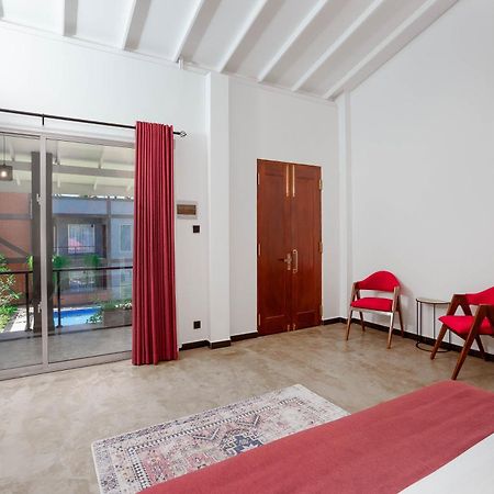 Hasthri Boutique Red Chalet In Ahangama With Pool Near Beach Luaran gambar